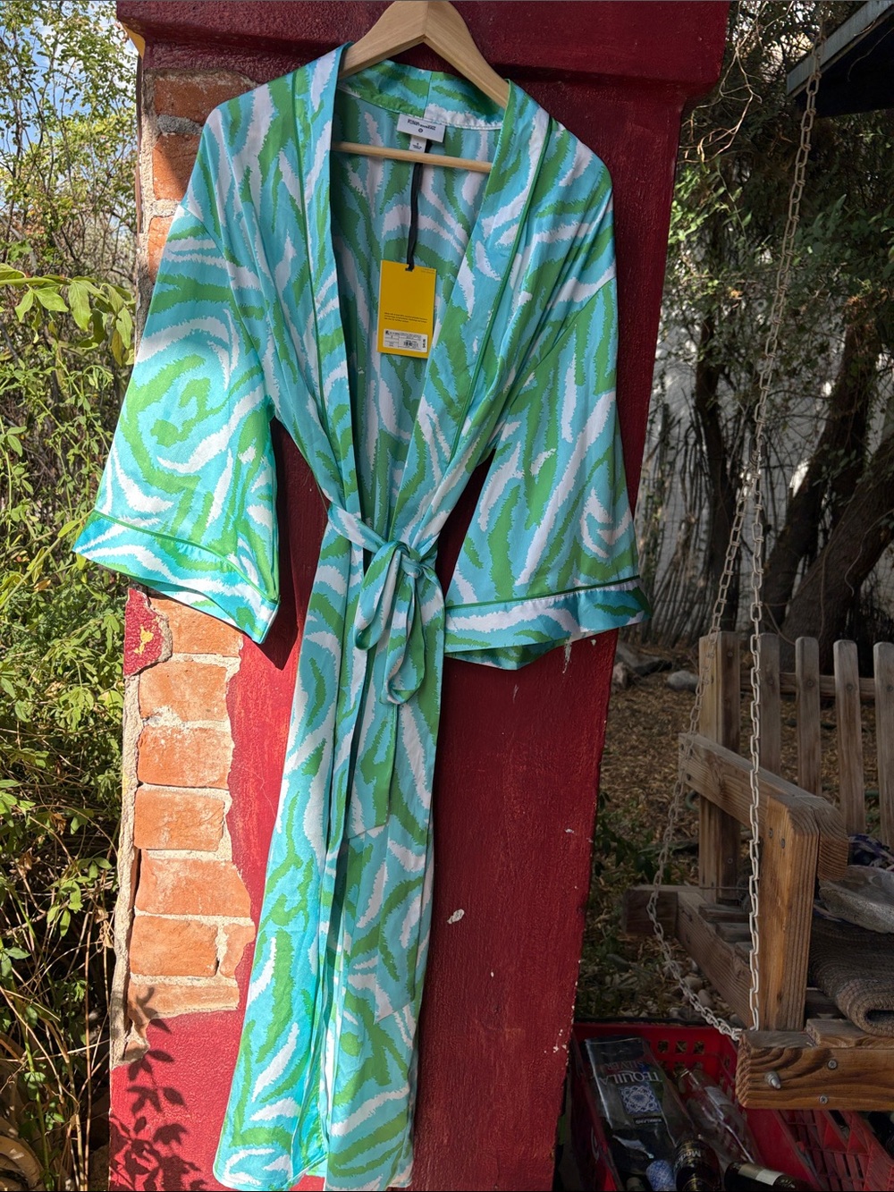 Lightweight Green & Aqua Patterned Kimono/Robe NWT